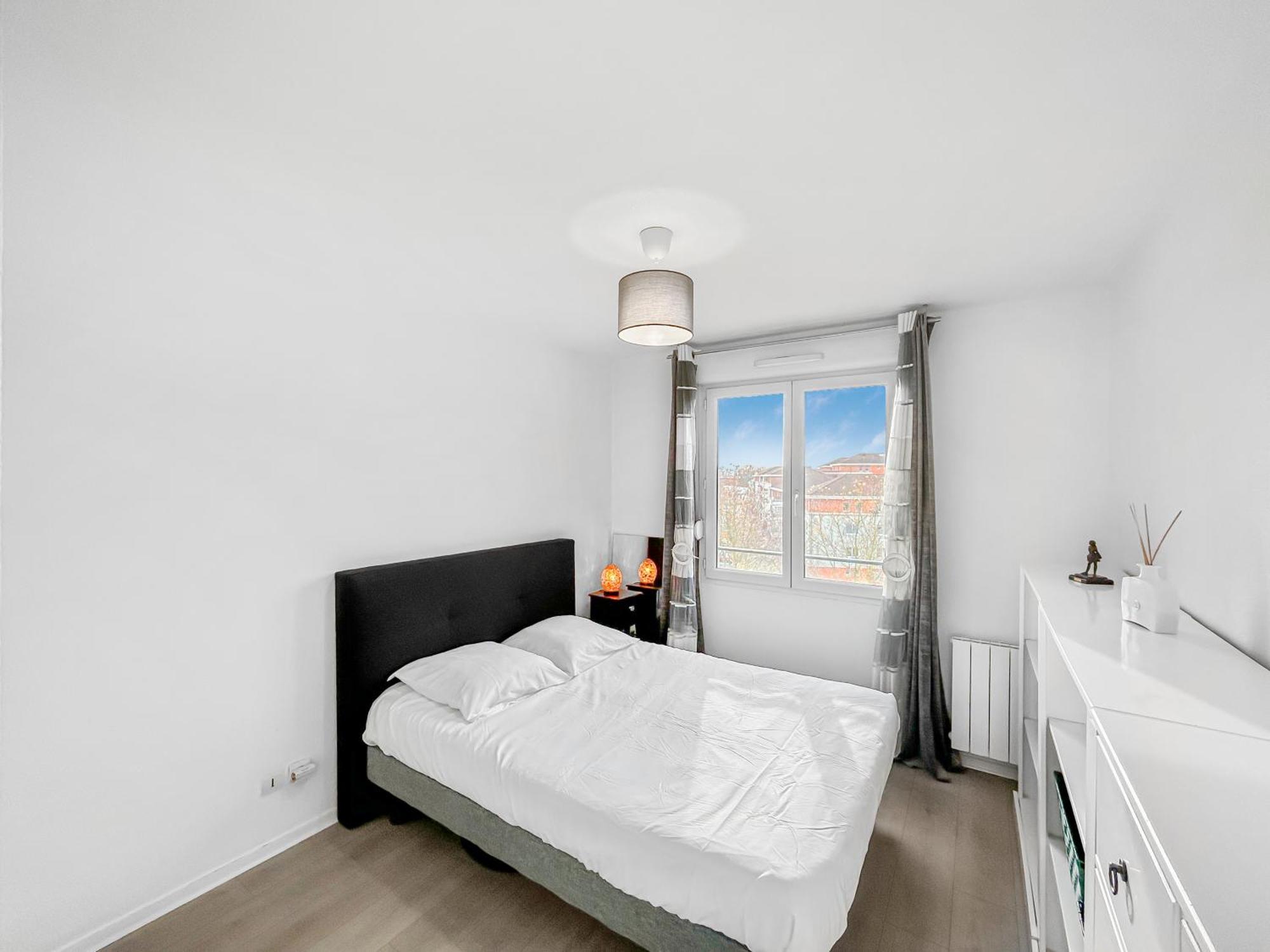 Apartamento Escale Affaires Dugny-Bourget Exterior foto